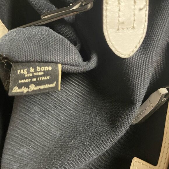 Rag and Bone Medium leather white Perforated Pilot satchel/ shoulder bag . - Picture 14 of 16